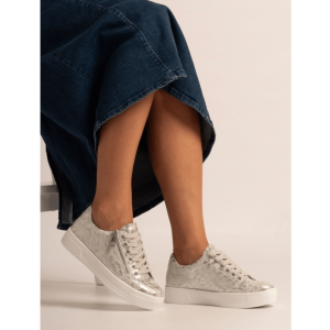 LUNAR CHARM II SILVER TRAINER