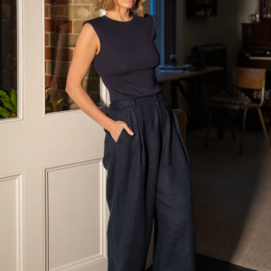 Chalk Rose Top | Navy