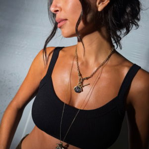 Never Fully Deloris Thin Chain I Love You Necklace