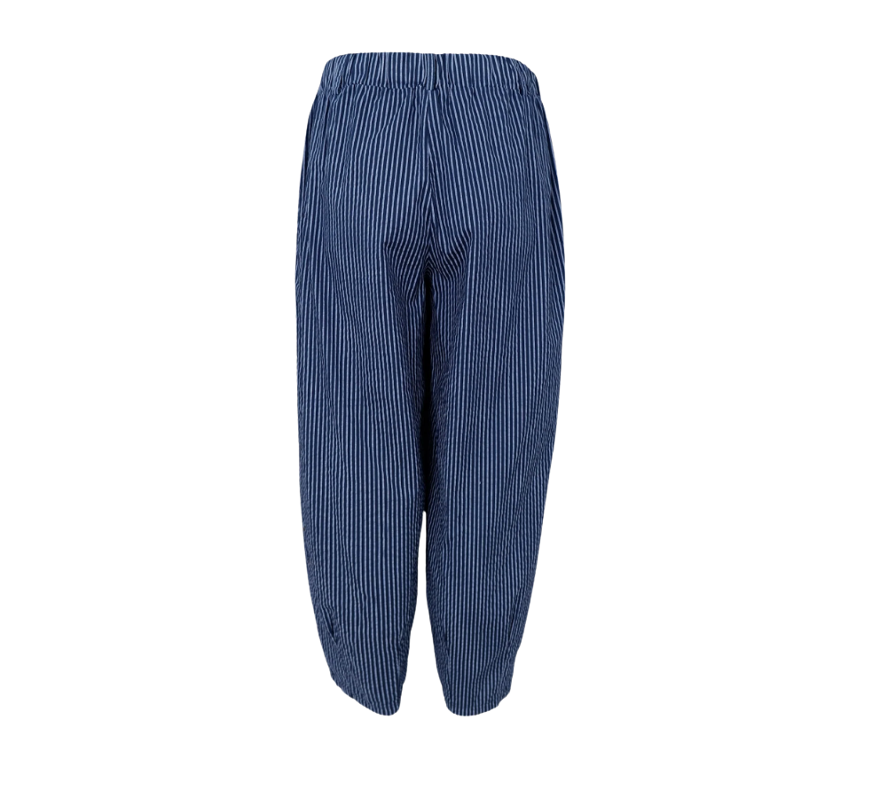 Black Colour Ally Barrel Pant - Navy